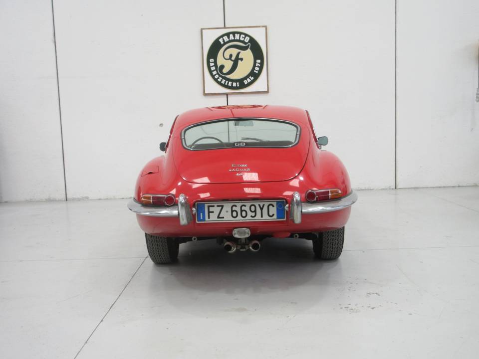 Image 27/30 of Jaguar E-Type 4.2 (1966)