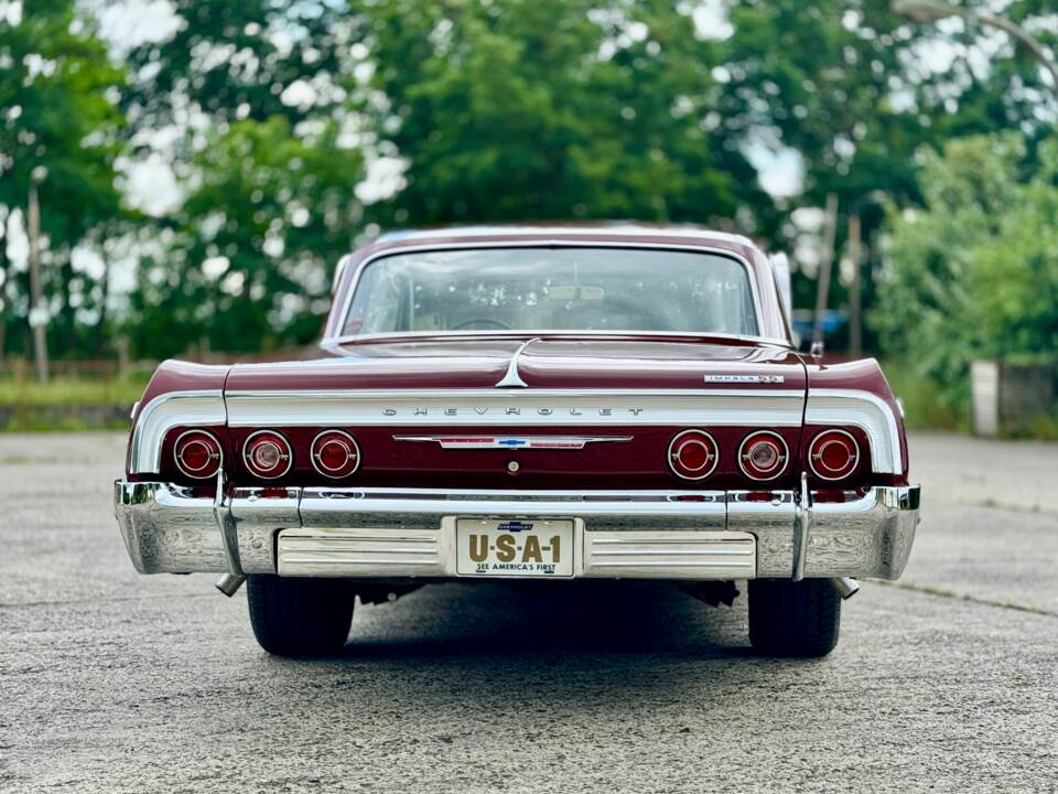 Image 4/20 of Chevrolet Impala SS Sport Coupe (1964)