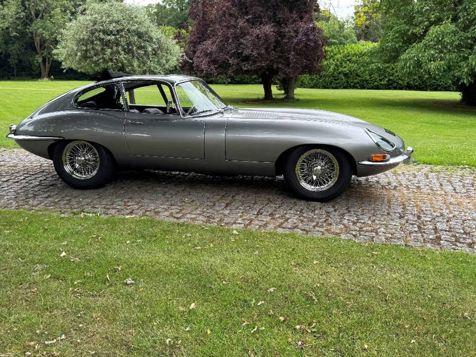 Image 7/30 de Jaguar Type E 4.2 (1965)