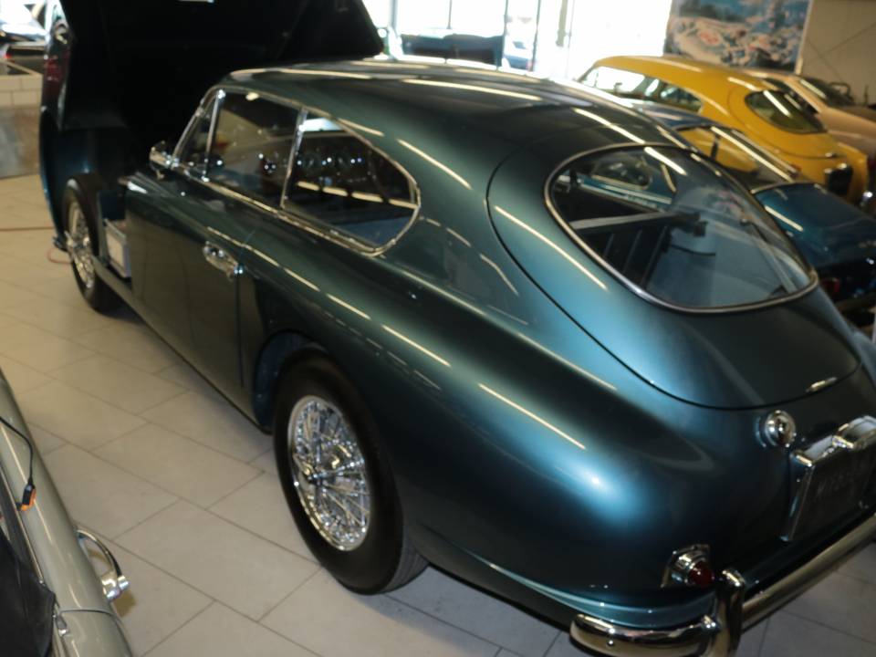 Image 14/27 of Aston Martin DB 2&#x2F;4 Mk I (1954)