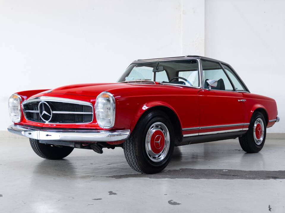 Image 1/35 of Mercedes-Benz 280 SL (1970)