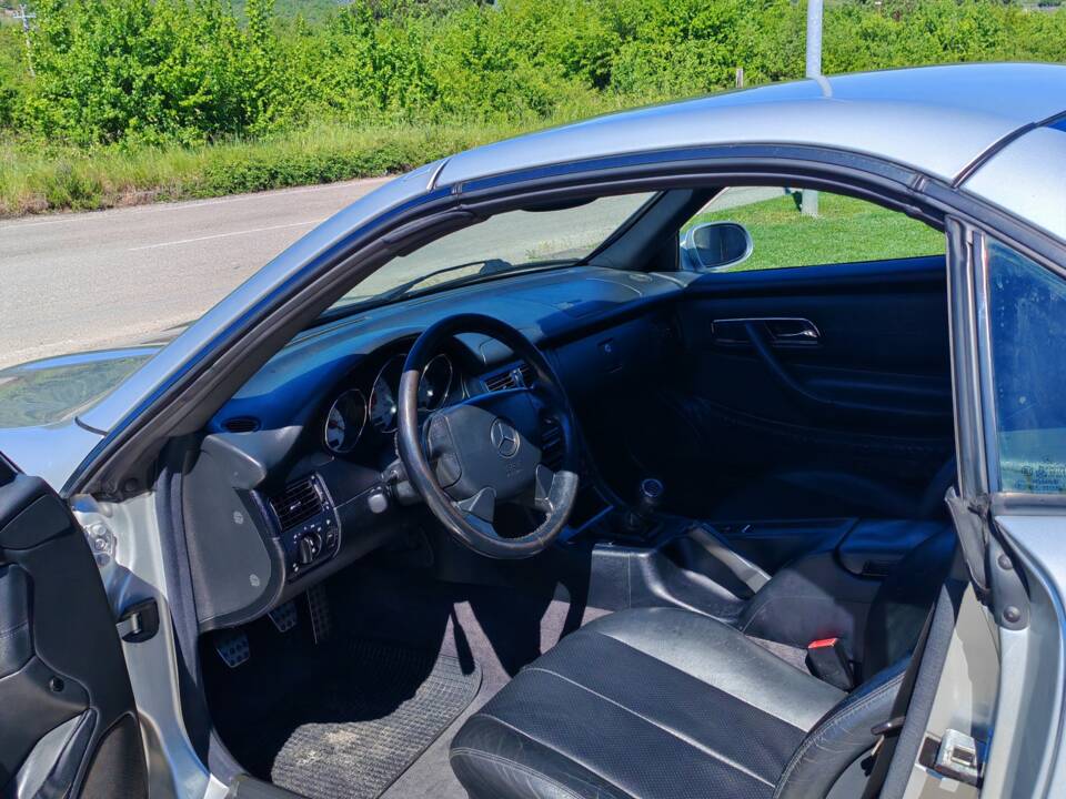 Bild 18/34 von Mercedes-Benz SLK 200 (1999)