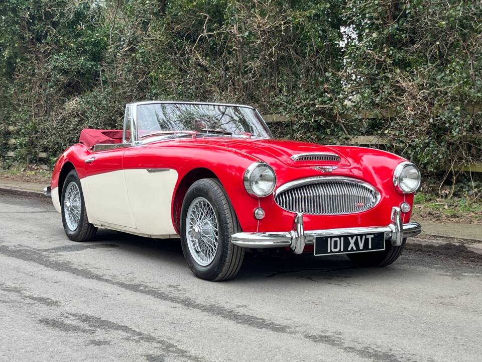 Image 1/21 de Austin-Healey 3000 Mk II (BN7) (1962)