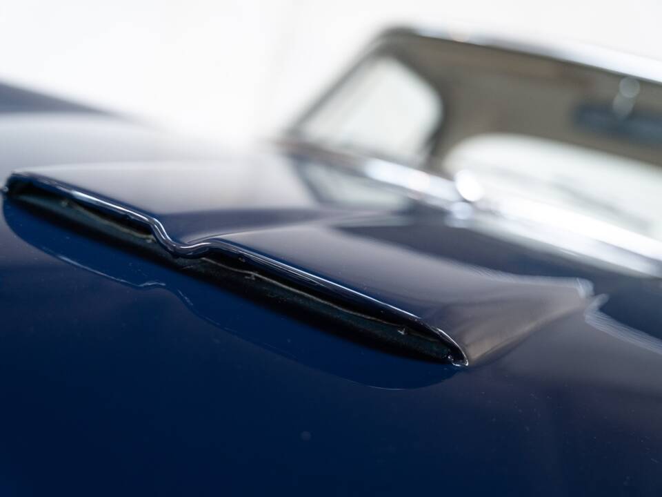 Bild 27/41 von Maserati 3500 GTI Touring (1962)