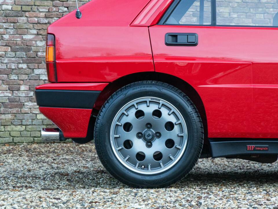 Imagen 32/50 de Lancia Delta HF Integrale Evoluzione I (1991)