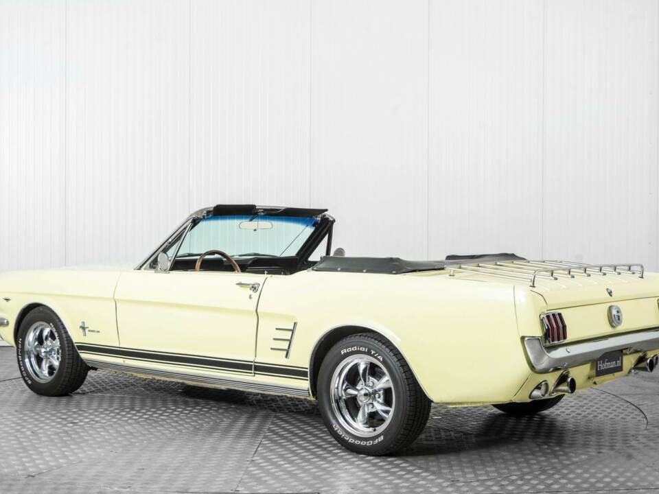 Imagen 6/50 de Ford Mustang 390 GTA (1966)
