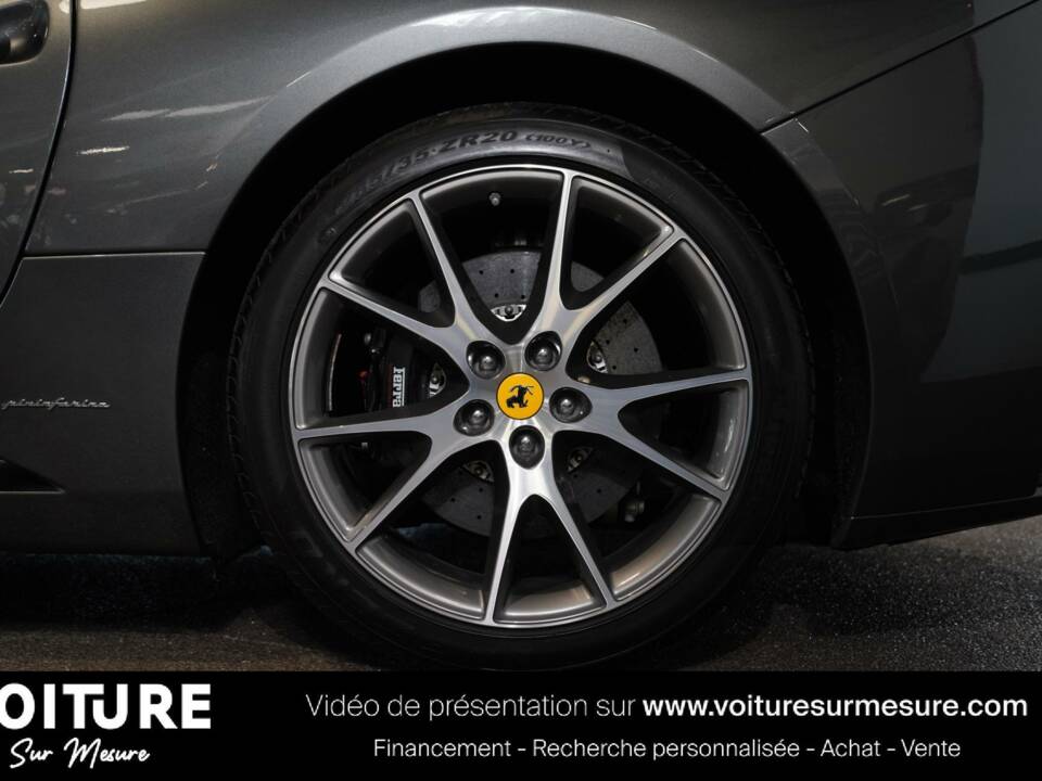 Imagen 21/39 de Ferrari California (2010)
