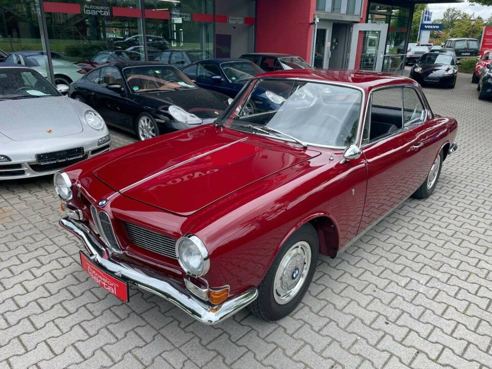 Image 2/20 of BMW 3200 CS (1965)