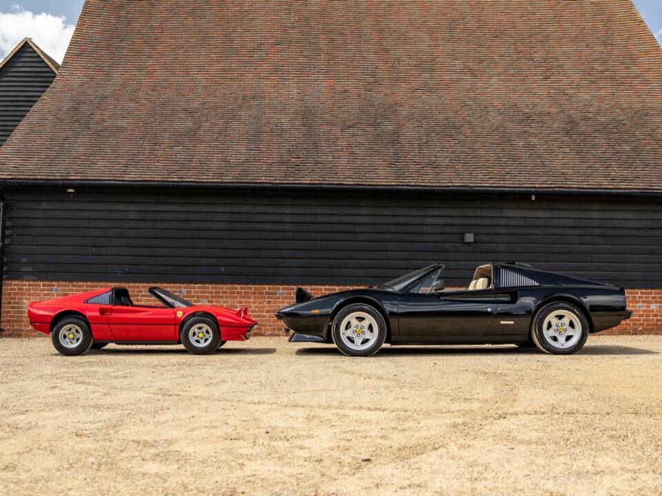 Afbeelding 12/44 van Ferrari 308 GTB Quattrovalvole (1984)