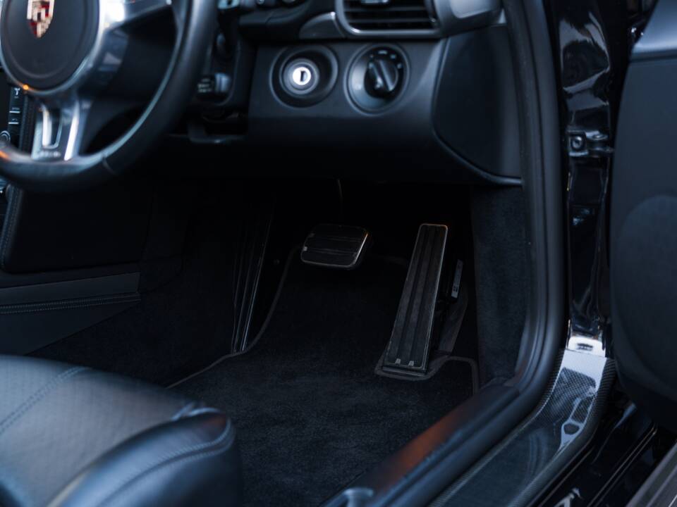 Bild 32/46 von Porsche 911 Turbo S (2012)