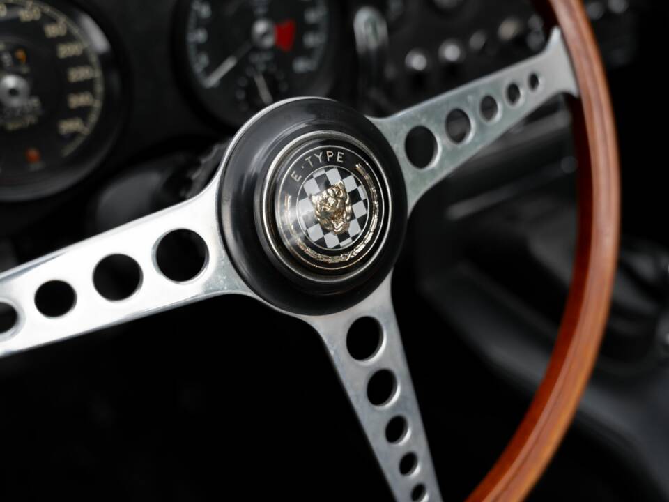 Imagen 44/50 de Jaguar E-Type 4.2 (1967)