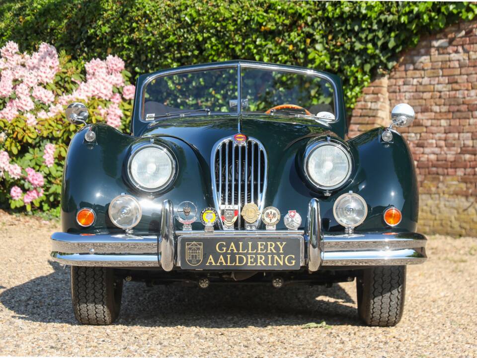 Afbeelding 5/50 van Jaguar XK 140 SE DHC (1957)