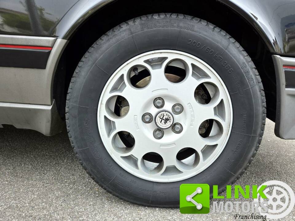 Afbeelding 9/10 van Alfa Romeo Giulietta 1.6 (1986)
