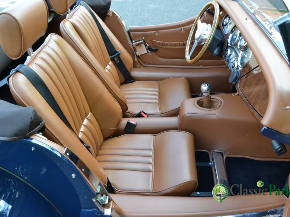 Bild 36/50 von Morgan Plus 4 Zweisitzer (2014)