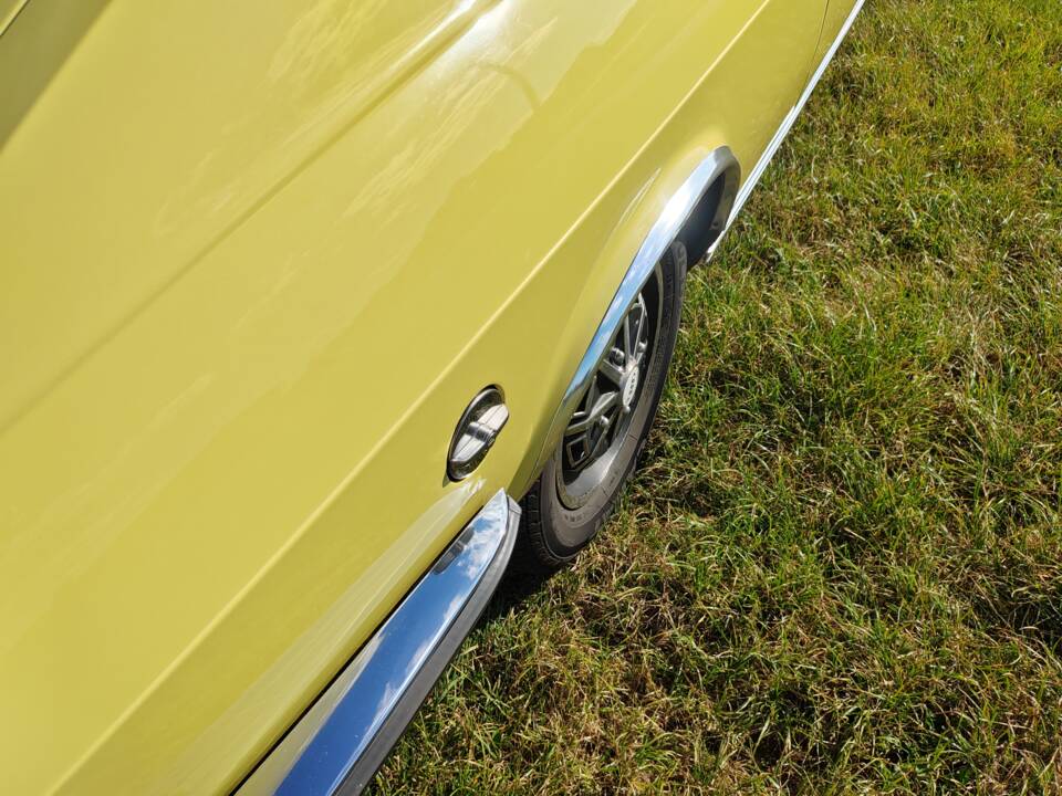 Image 50/54 of Audi 100 Coupe S (1971)