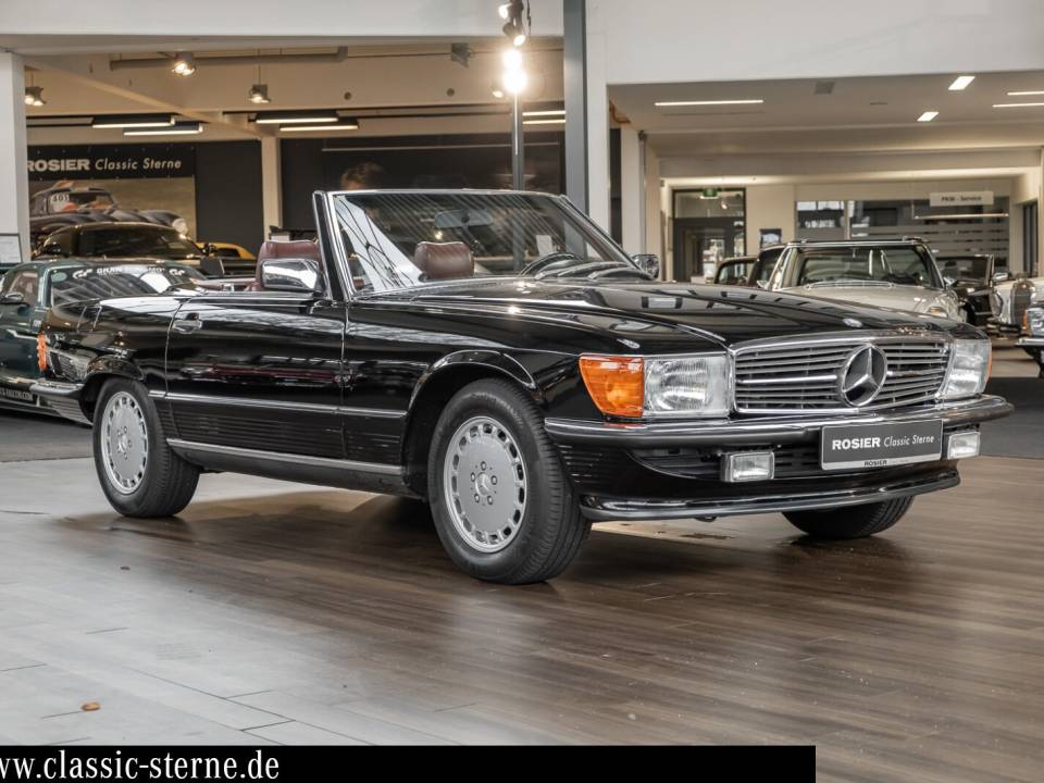 Image 7/15 of Mercedes-Benz 560 SL (1987)