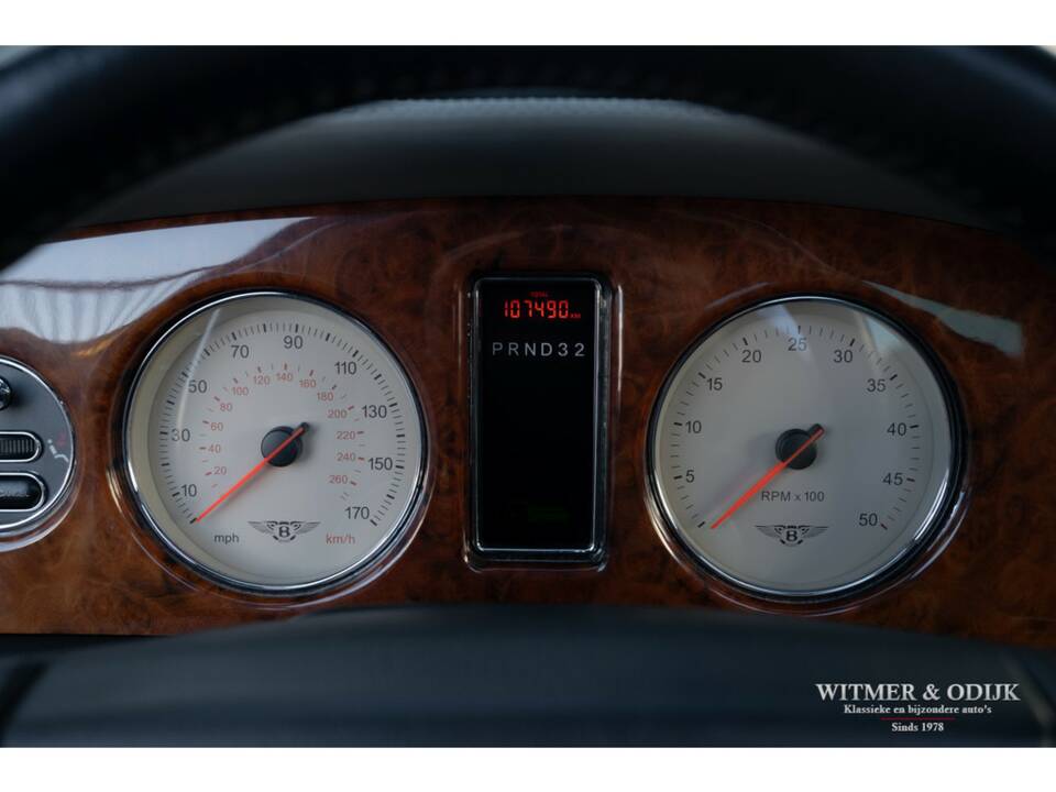 Immagine 14/26 di Bentley Arnage Red Label (2001)