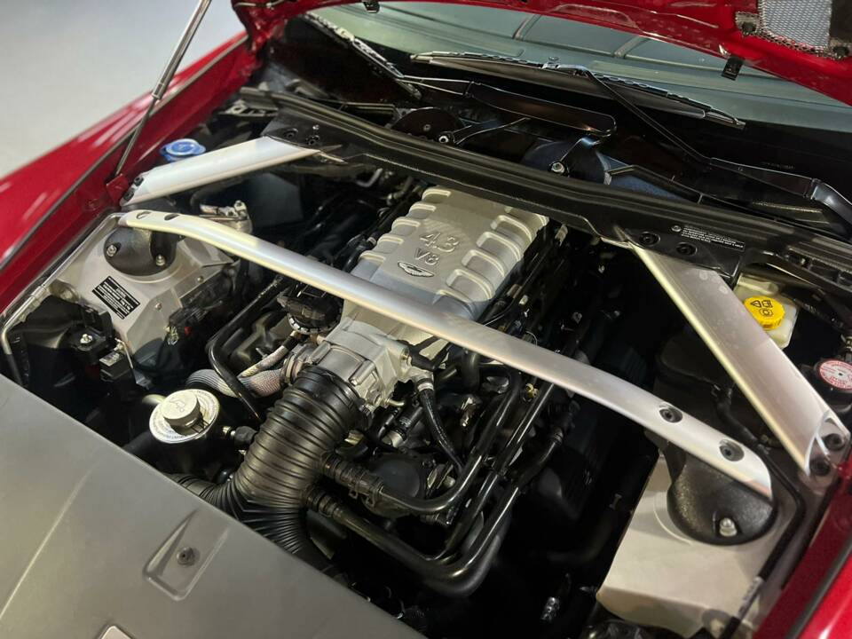 Imagen 58/60 de Aston Martin V8 Vantage Roadster (2008)