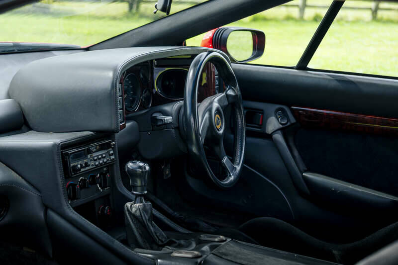 Image 9/38 de Lotus Esprit S4s (1995)