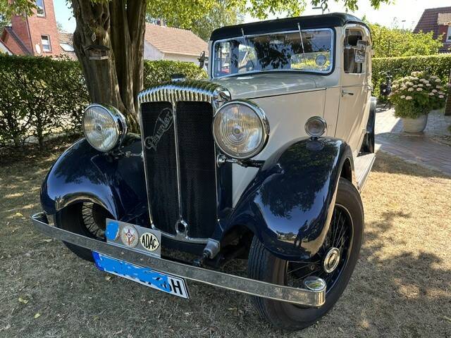 Image 3/10 of Daimler Fifteen Saloon (1935)