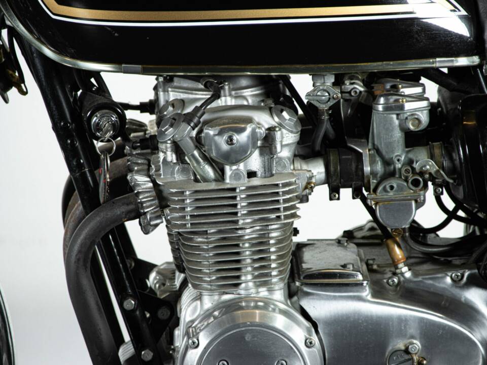 Image 24/50 of Honda CB 500 Four (1977)