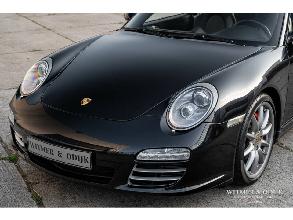 Image 20/32 de Porsche 911 Carrera 4S (2009)