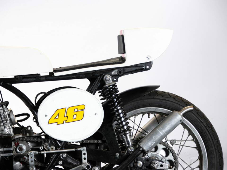 Imagen 17/50 de Yamaha 175 GP Special (1975)
