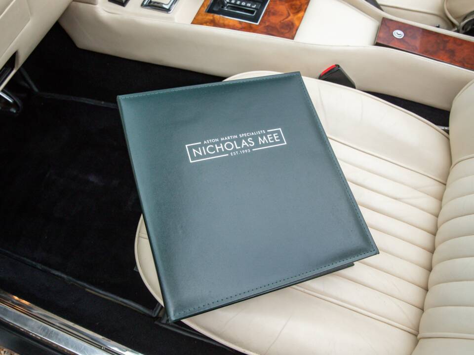 Bild 55/59 von Aston Martin V8 EFi Volante (1988)