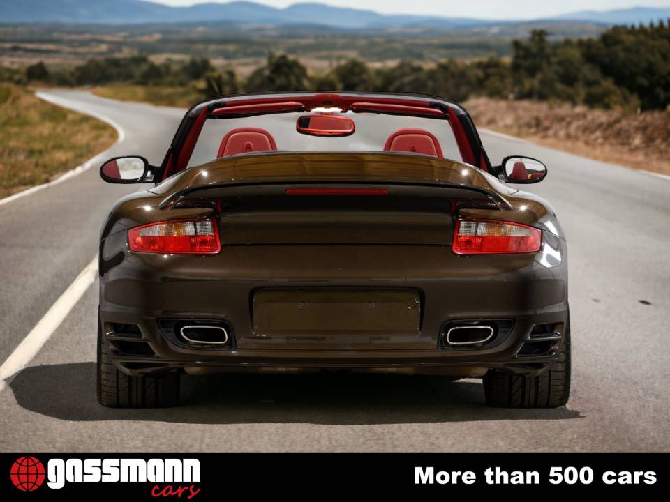 Immagine 6/15 di Porsche 911 Turbo (2008)