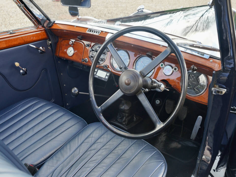 Imagen 39/50 de Lagonda LG 6 (1939)