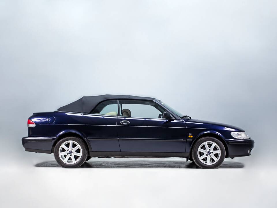 Imagen 11/39 de Saab 9-3 2.0i (1998)