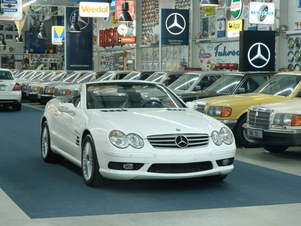 Image 9/50 of Mercedes-Benz SL 55 AMG (2003)