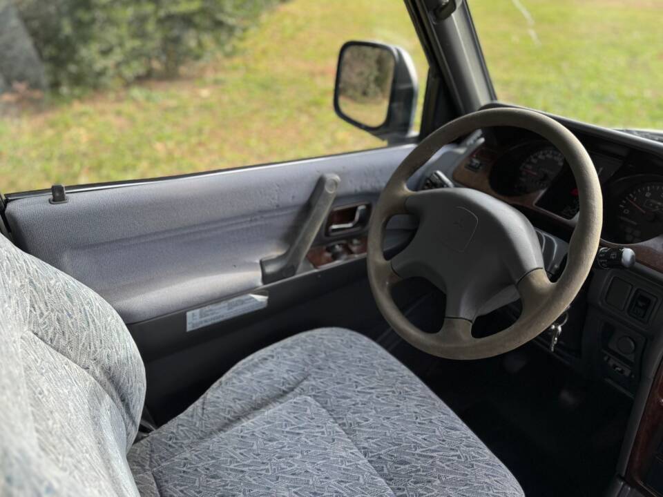 Image 22/35 of Mitsubishi Shogun 2800 TD (1998)