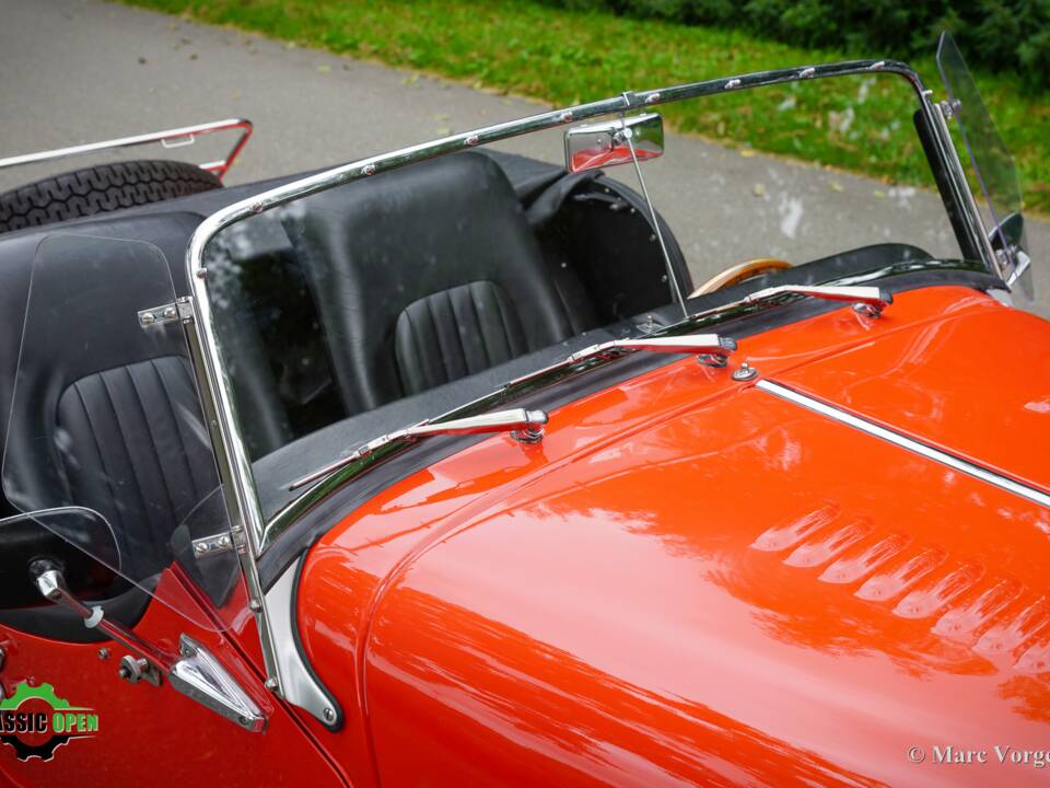 Image 31/49 of Morgan 4&#x2F;4 1600 (1986)
