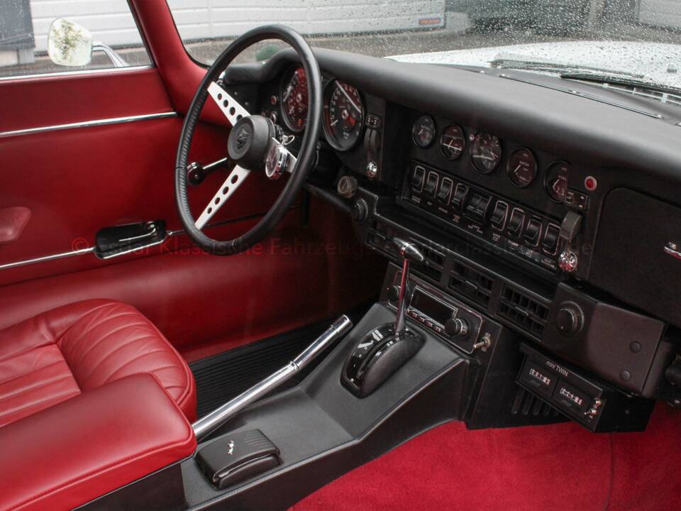 Afbeelding 18/28 van Jaguar E-Type V12 (2+2) (1971)