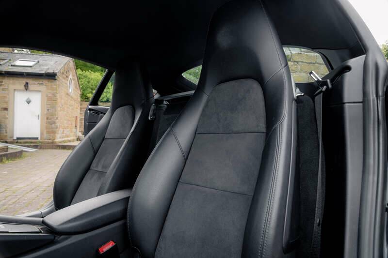 Bild 42/49 von Porsche 718 Cayman (2019)