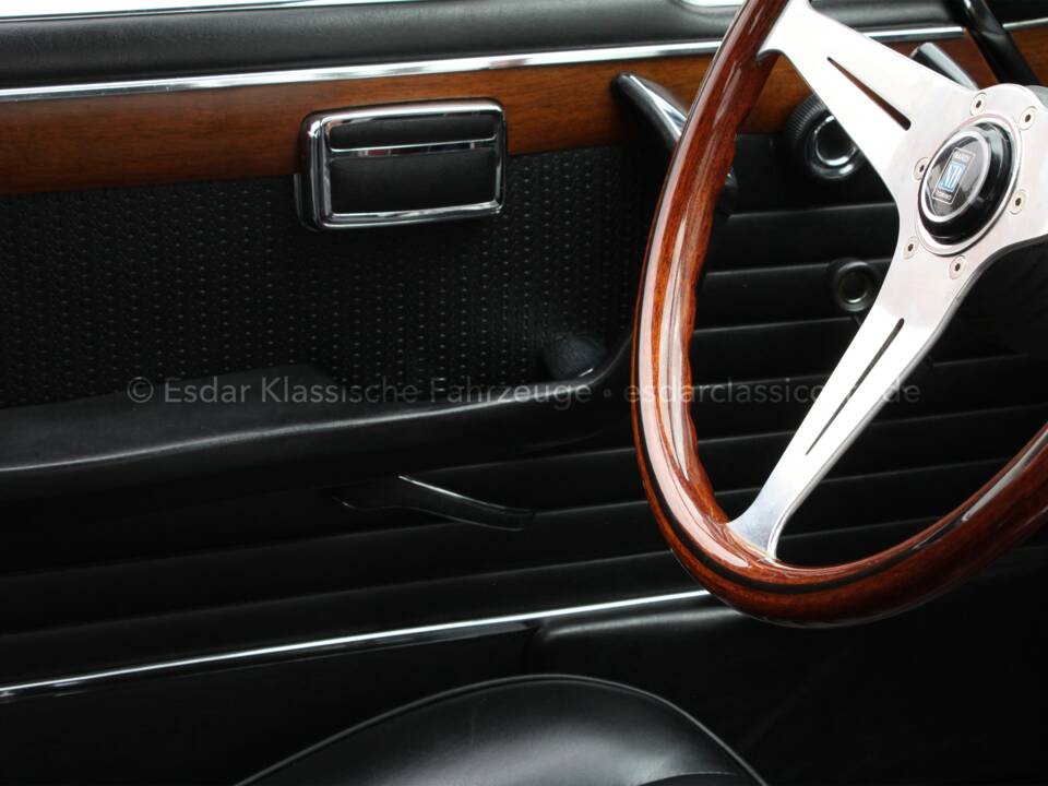 Image 38/42 de BMW 3.0 CSi (1972)