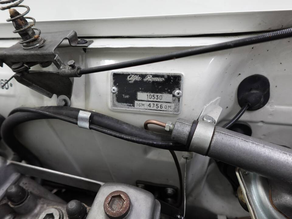 Bild 52/67 von Alfa Romeo Giulia 1300 GT Junior (1968)