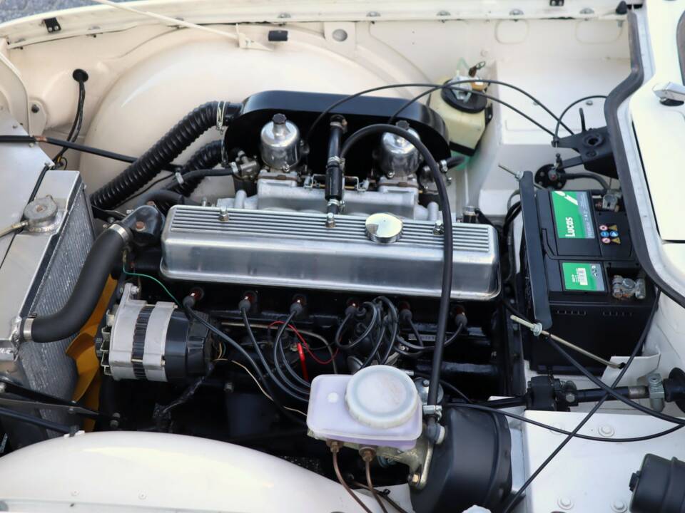 Image 7/50 de Triumph TR 6 (1970)
