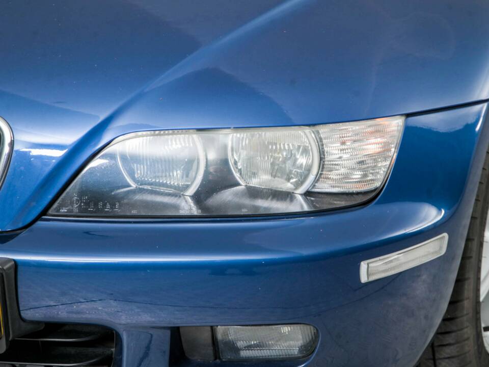 Image 21/50 of BMW Z3 2.2i (2001)