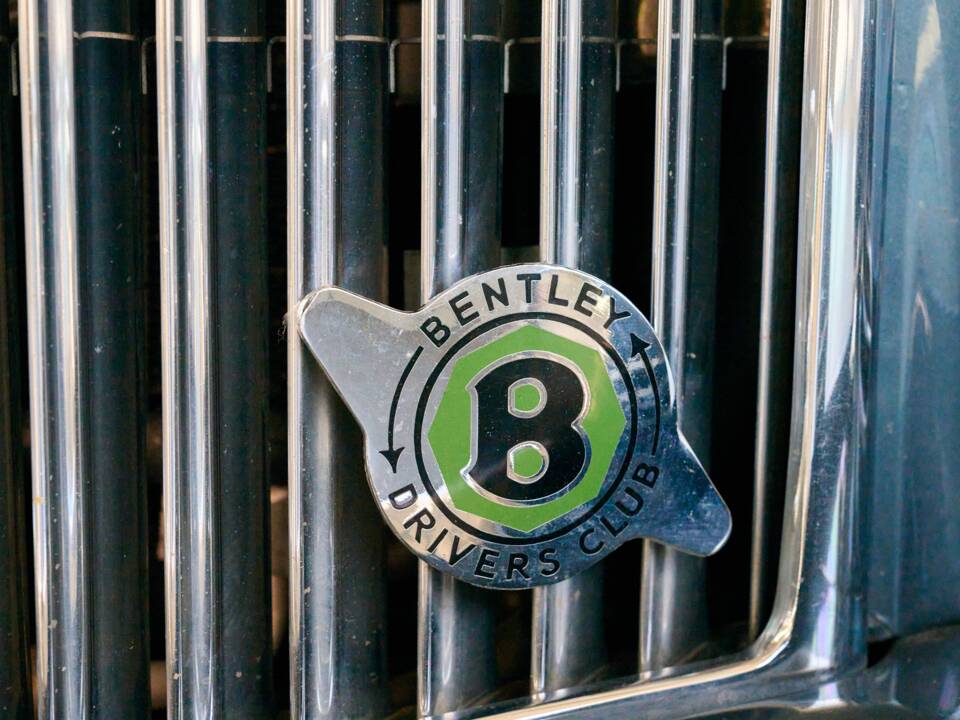 Image 27/50 of Bentley S 3 (1964)