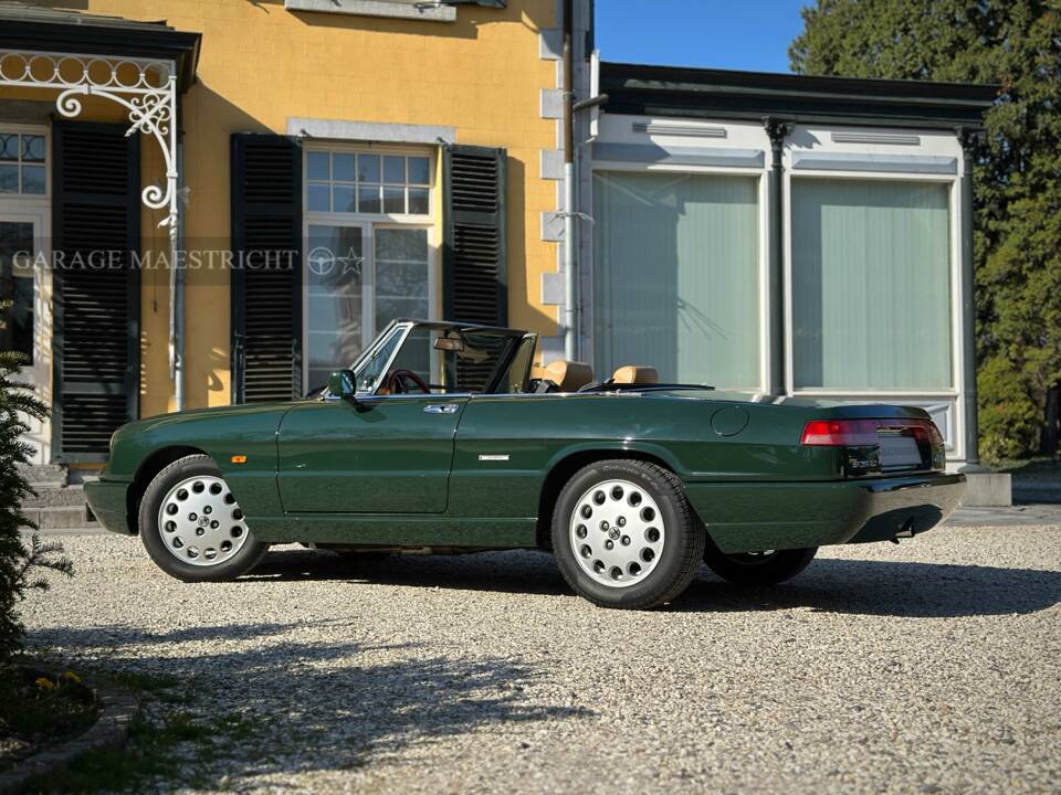 Image 18/100 de Alfa Romeo 2.0 Spider (1993)