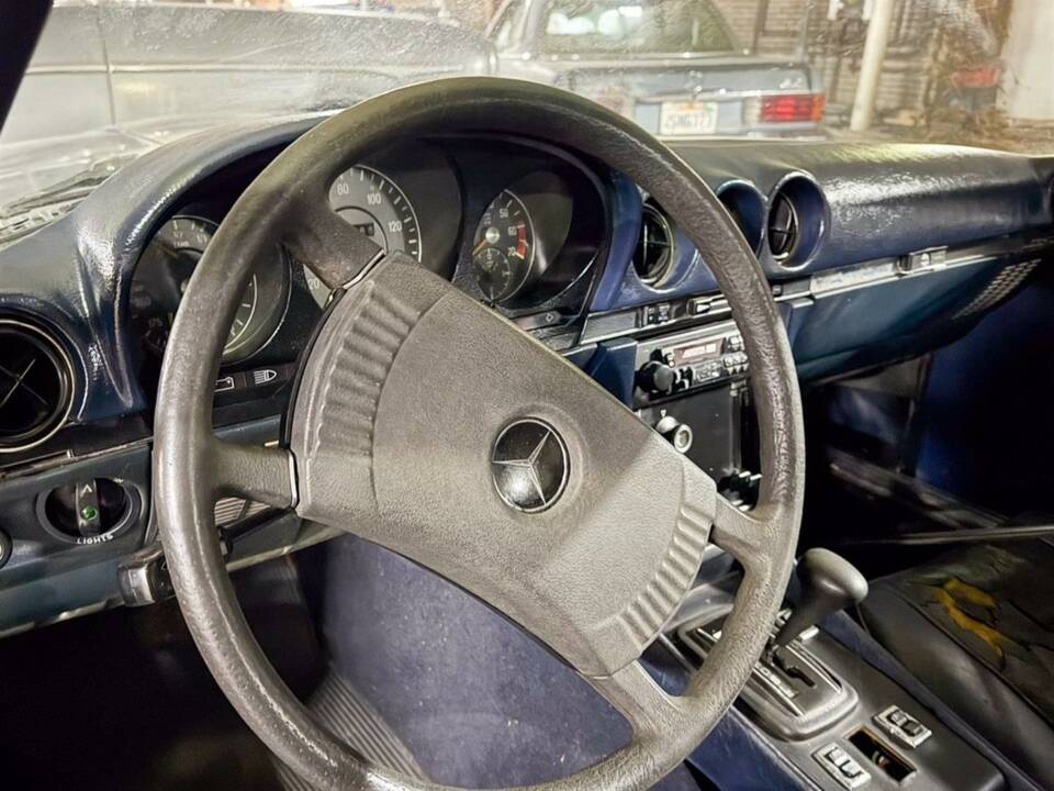 Immagine 3/19 di Mercedes-Benz 450 SL (1975)