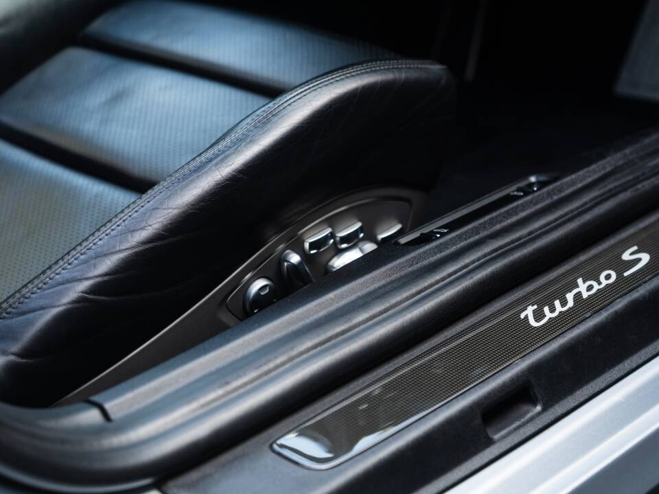 Image 44/57 of Porsche 911 Turbo S (2013)