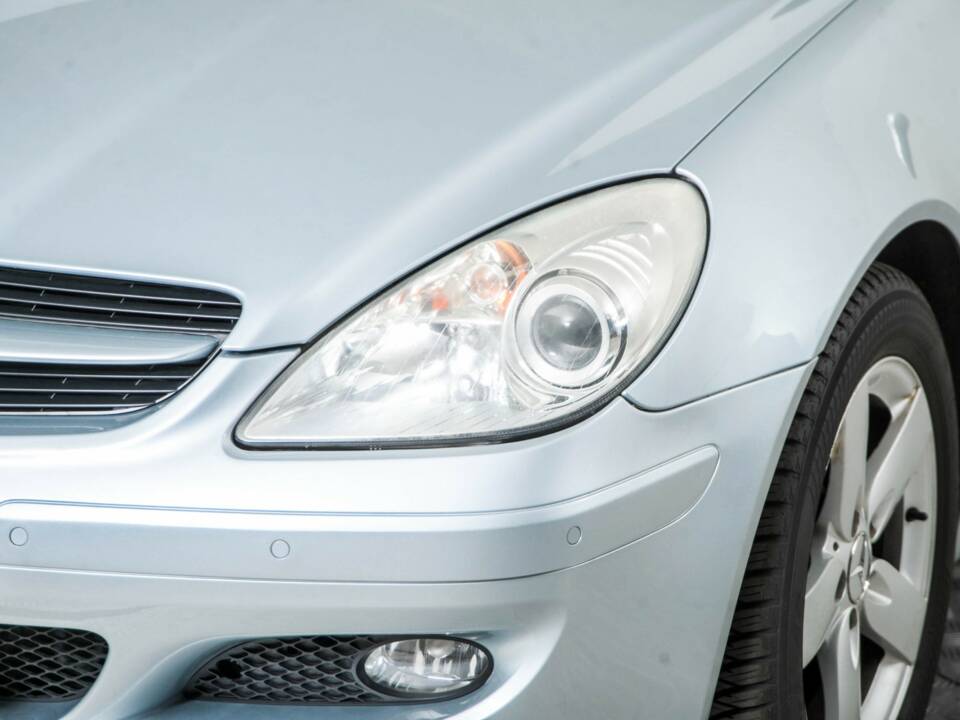 Immagine 22/50 di Mercedes-Benz SLK 200 Kompressor (2004)