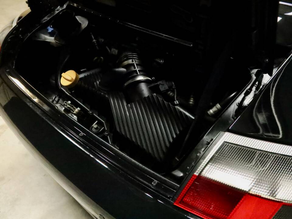 Image 27/50 de Porsche 911 Carrera (1999)