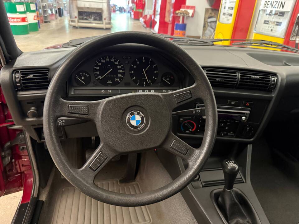 Afbeelding 8/20 van BMW 316i (1990)