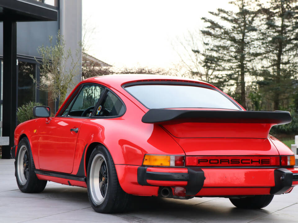 Immagine 5/50 di Porsche 911 SC 3.0 (1982)