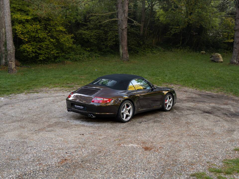 Bild 6/14 von Porsche 911 Carrera S (2007)