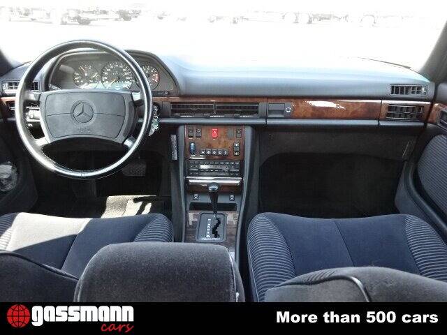 Bild 8/15 von Mercedes-Benz 560 SEL (1990)